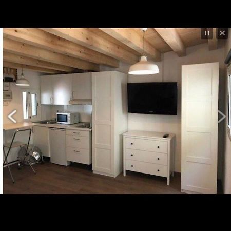 Mini Piso Con Escaleras Daire Barselona Dış mekan fotoğraf